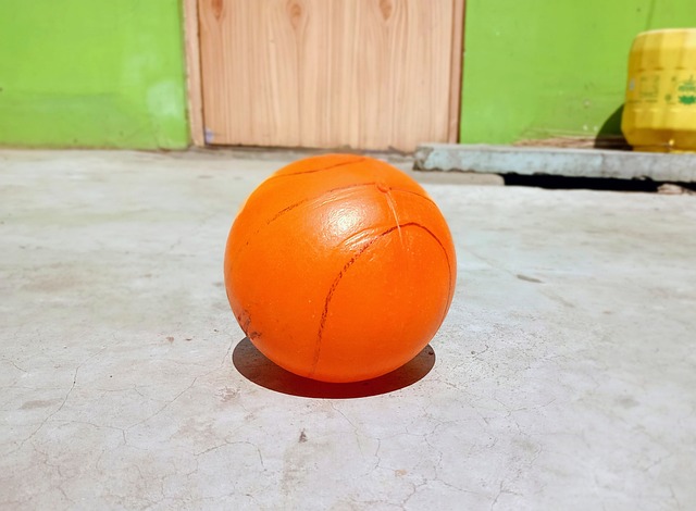 更是在赛场 更是在赛场