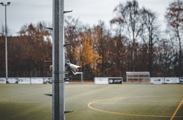 年轻球员创 年轻球员创